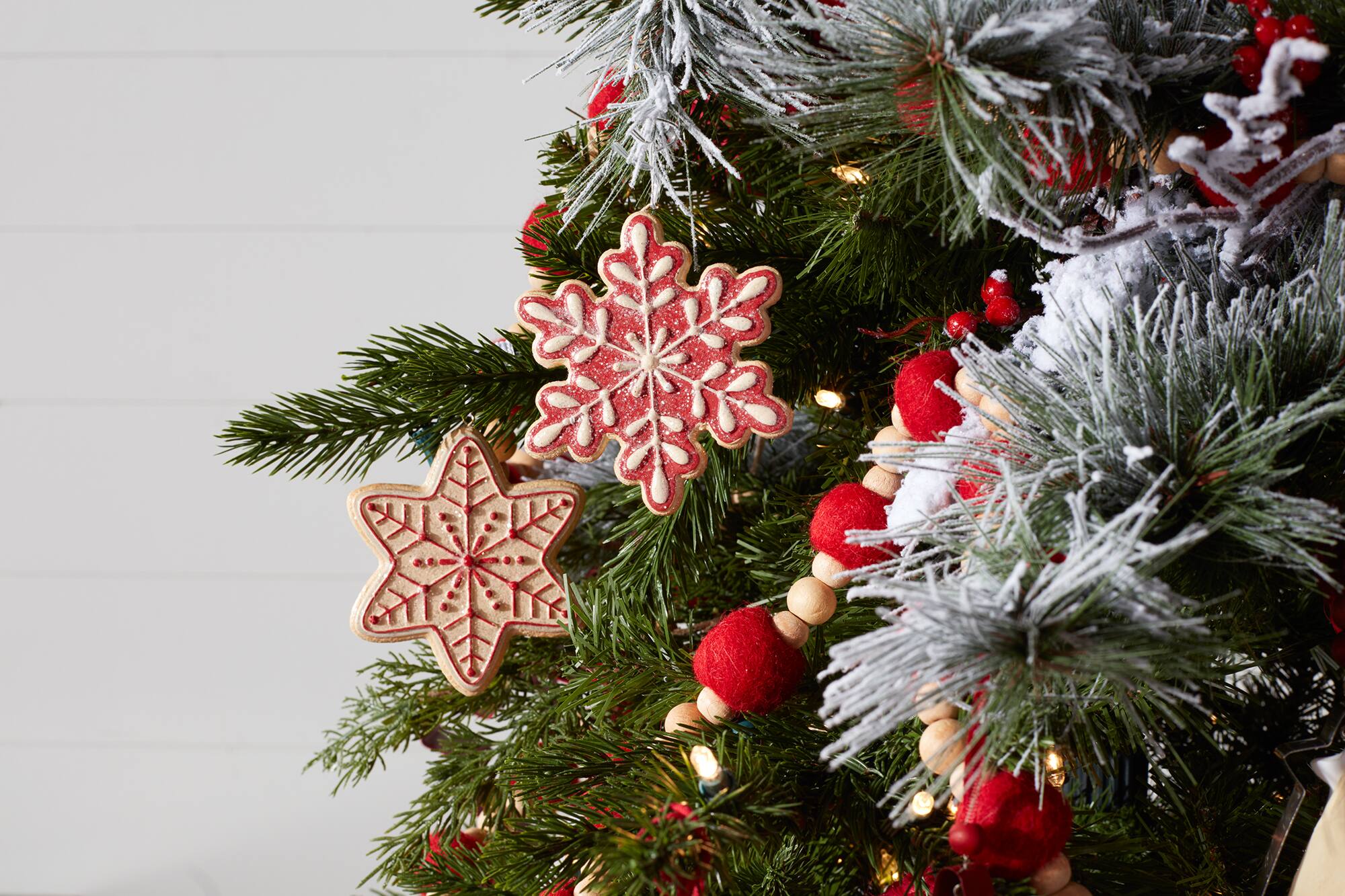 Gingerbread Snowflake Cookie Ornament Set